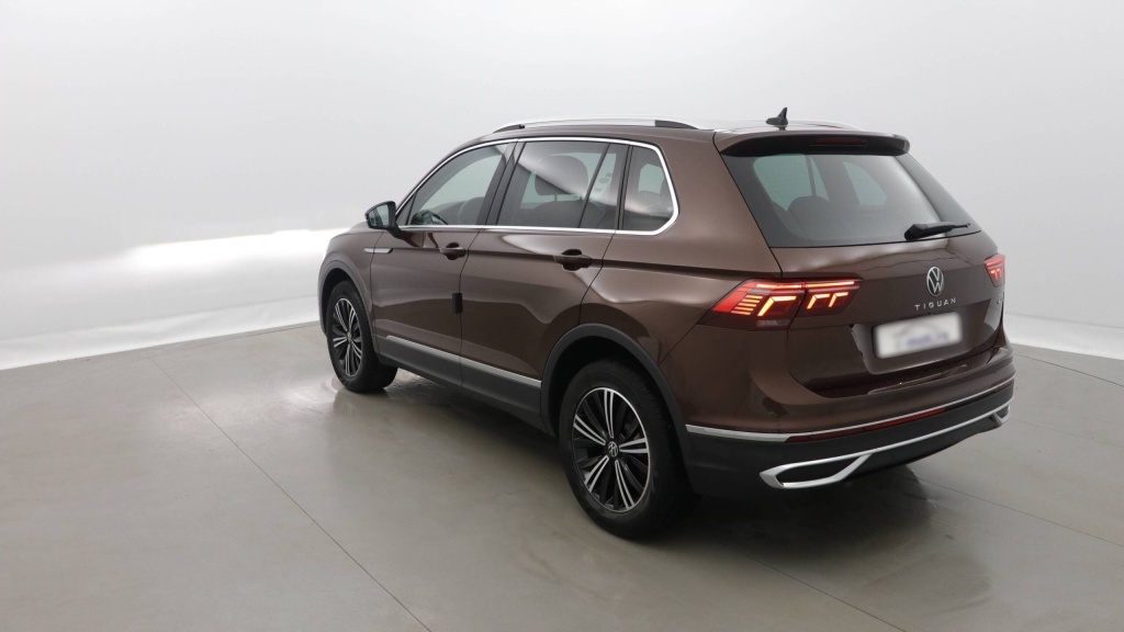 VOLKSWAGEN Tiguan Elegance 2.0 TDI 200CH DSG7 4MOTION - ELEGANCE - ref: 5-1332810 - Photo 4