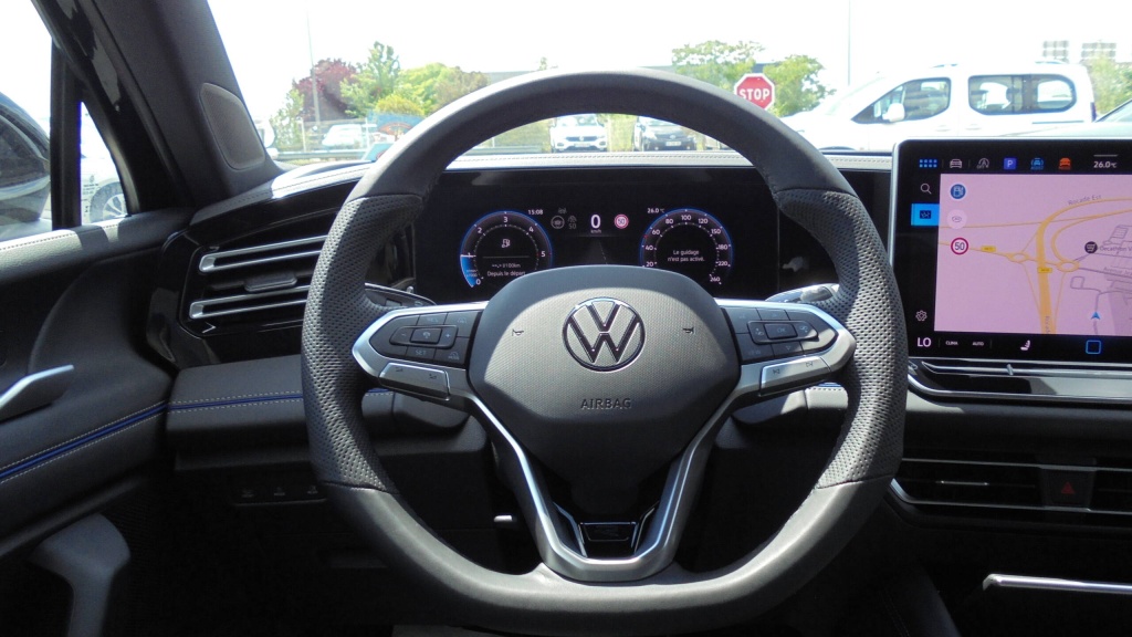 VOLKSWAGEN Tiguan R-Line TDI 150 DSG7 R-LINE +PACK CONFORT +PACK D'AIDES A LA CONDUITE +MATRIX LED - ref: 5-1333867 - Photo 14