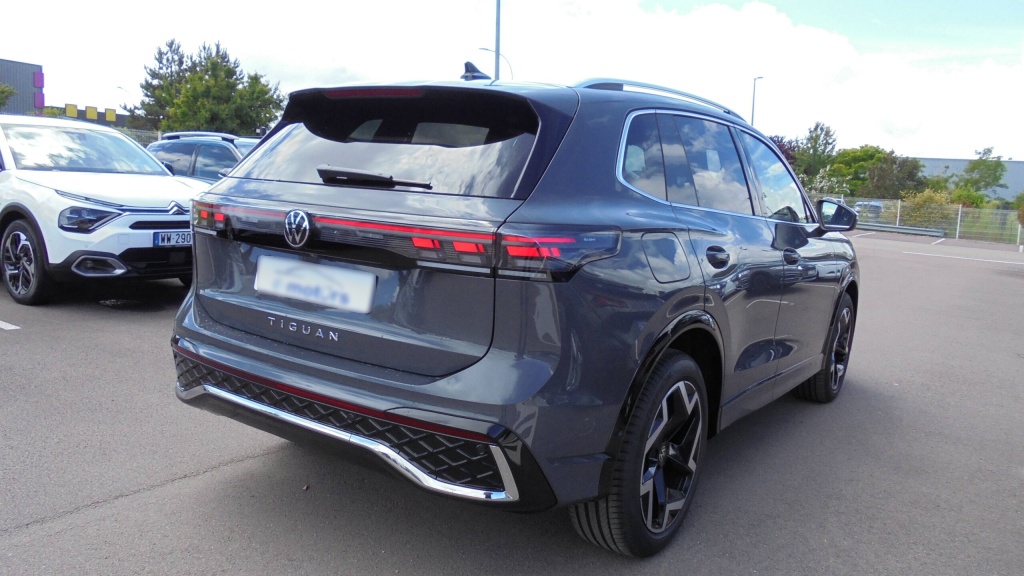 VOLKSWAGEN Tiguan R-Line TDI 150 DSG7 R-LINE +PACK CONFORT +PACK D'AIDES A LA CONDUITE +MATRIX LED - ref: 5-1333867 - Photo 5