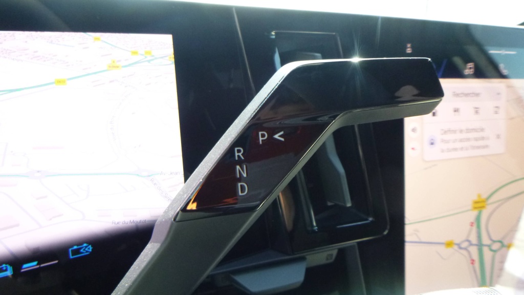 RENAULT Austral Techno esprit Alpine E-TECH FULL HYBRID 200 TECHNO ESPRIT ALPINE +PACK SAFETY +HAYON MOTORISE - ref: 5-1335626 - Photo 19