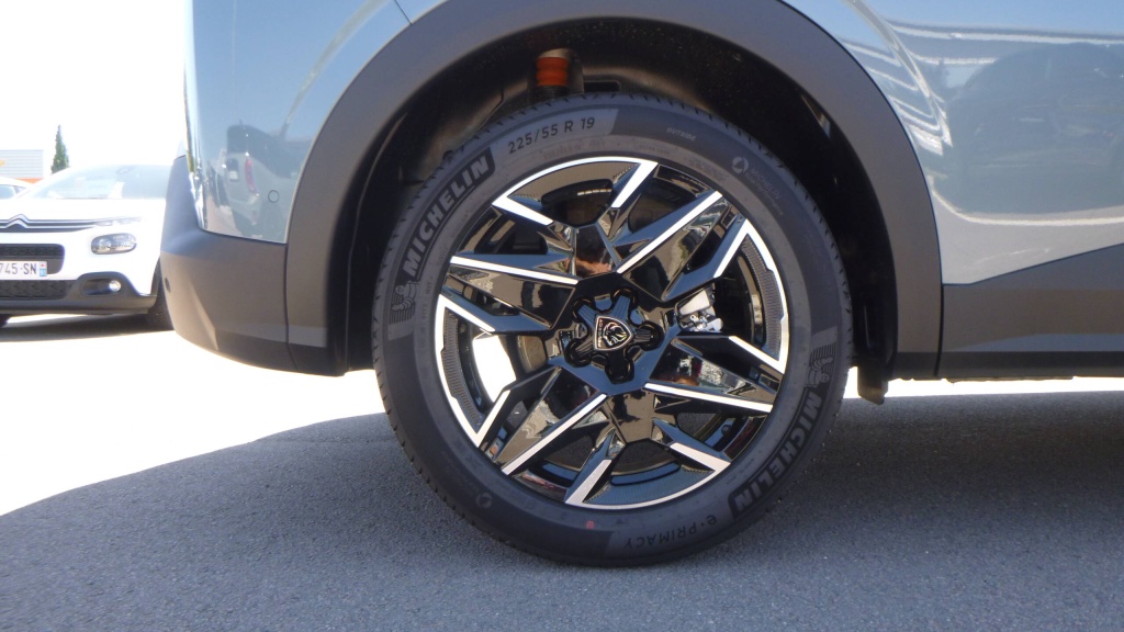 PEUGEOT 3008 GT HYBRID 145 E-DCS6 GT +TOIT OUVRANT +PACK 360  - ref: 5-1338617 - Photo 11