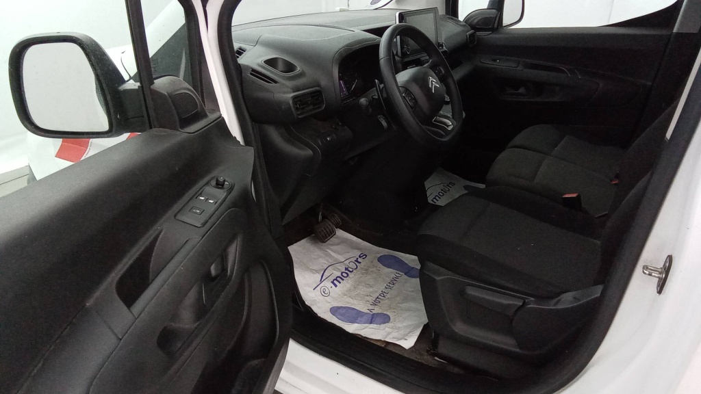 CITROEN Berlingo Van WORKER M 1000 PURETECH 130 EAT8 WORKER 3PL +GPS +PDC AR/AV - ref: 5-1338625 - Photo 13