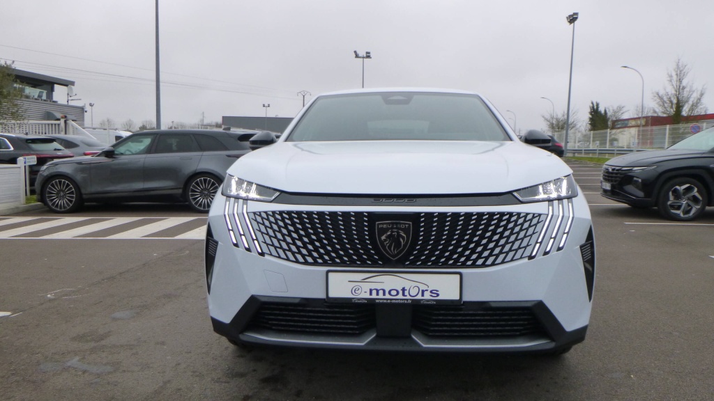 PEUGEOT 3008 Allure HYBRID 145 E-DCS6 ALLURE +PACK PANORAMIC NAVIGATION - ref: 5-1341346 - Photo 2