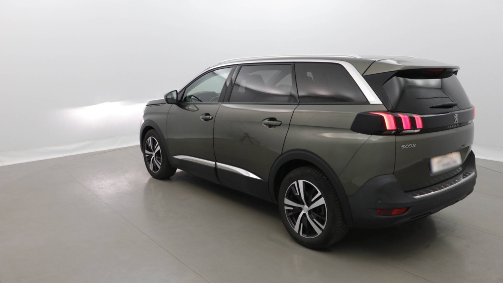 PEUGEOT 5008 Allure PURETECH 130 ALLURE - ref: 5-1342693 - Photo 4