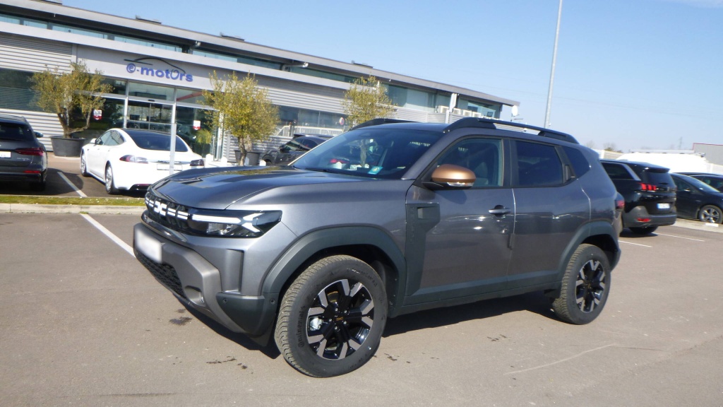 DACIA Duster Extreme TCE 130 4X4 EXTREME - ref: 5-1345231 - Photo 1
