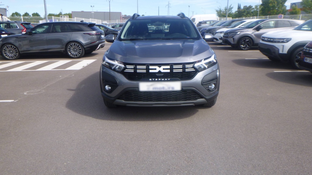 DACIA Sandero Stepway Expression TCE 90 CVT GSR2 STEPWAY EXPRESSION - ref: 5-1346054 - Photo 2