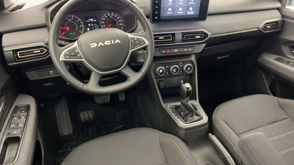DACIA Sandero Stepway Expression TCE 90 CVT GSR2 STEPWAY EXPRESSION - ref: 5-1346145 - Photo 13