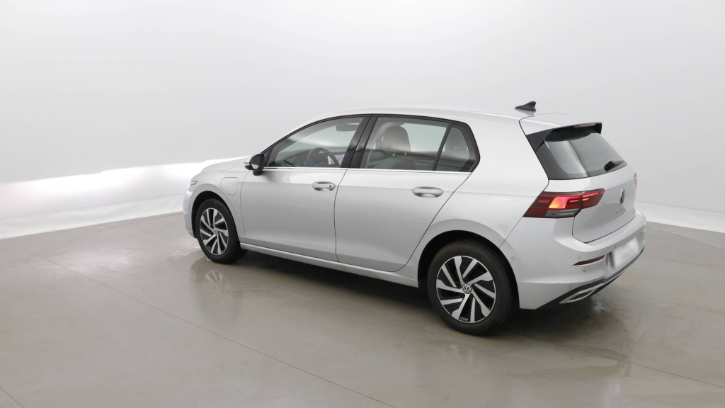 VOLKSWAGEN Golf Style 1st 1.4 HYBRID RECHARGE 204 DSG6 STYLE 1ST +CAMERA - ref: 5-1347726 - Photo 4