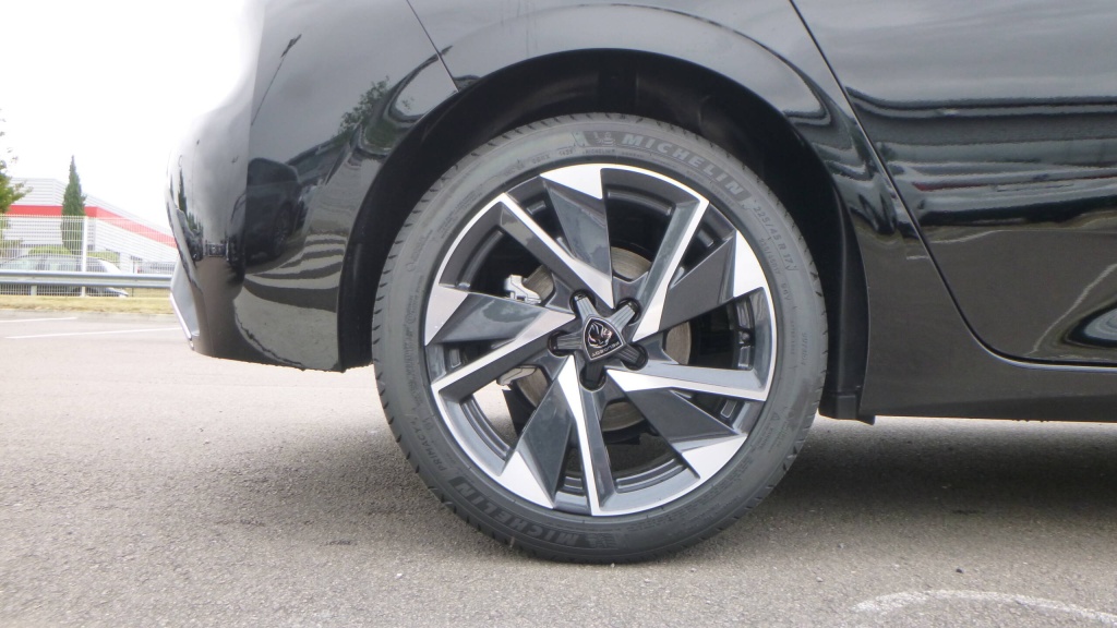 PEUGEOT 308 Allure BLUEHDI 130 S&S EAT8 ALLURE +PACK ACCESS - ref: 5-1349013 - Photo 11