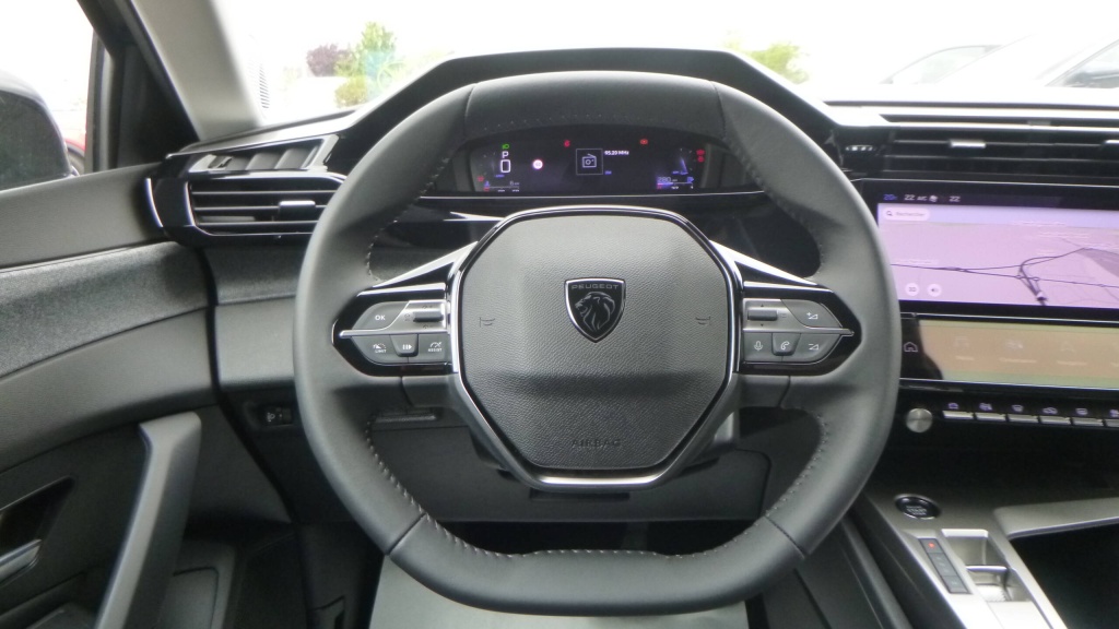 PEUGEOT 308 Allure BLUEHDI 130 S&S EAT8 ALLURE +PACK ACCESS - ref: 5-1349013 - Photo 14