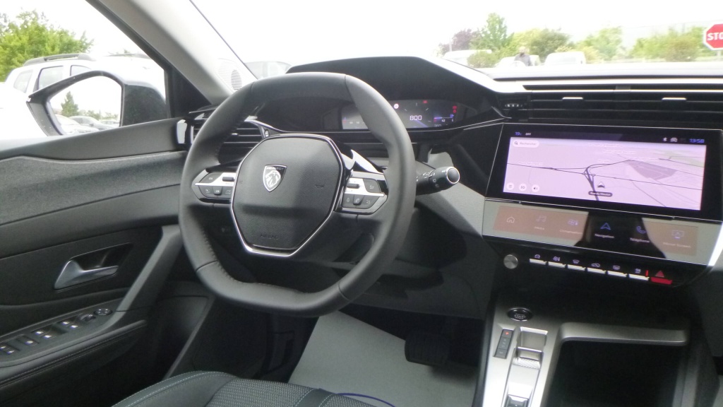 PEUGEOT 308 Allure BLUEHDI 130 S&S EAT8 ALLURE +PACK ACCESS - ref: 5-1349023 - Photo 15
