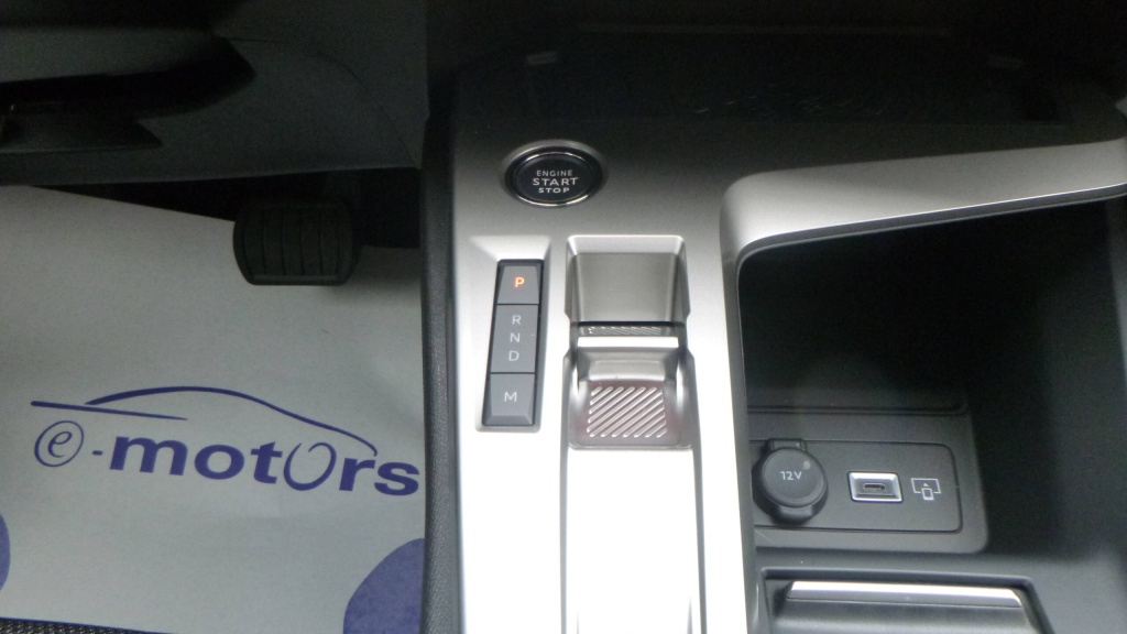 PEUGEOT 308 Allure BLUEHDI 130 S&S EAT8 ALLURE +PACK ACCESS - ref: 5-1349023 - Photo 19