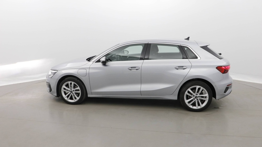 AUDI A3 Sportback Design 40 TFSIE 204 S TRONIC 6 DESIGN +GPS - ref: 5-1352630 - Photo 3