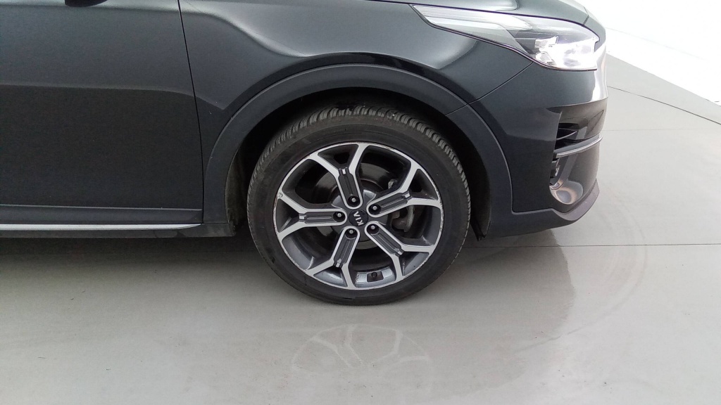 KIA Xceed Design 1.6L CRDI 115 CH BVM6 ISG - DESIGN - ref: 5-1355369 - Photo 11