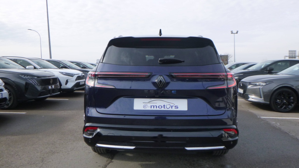 RENAULT Espace esprit Alpine ESPACE E-TECH FULL HYBRID 200 ESPRIT ALPINE +MATRIX +PACK PARKING +HI-FI HARMAN - ref: 5-1355969 - Photo 6