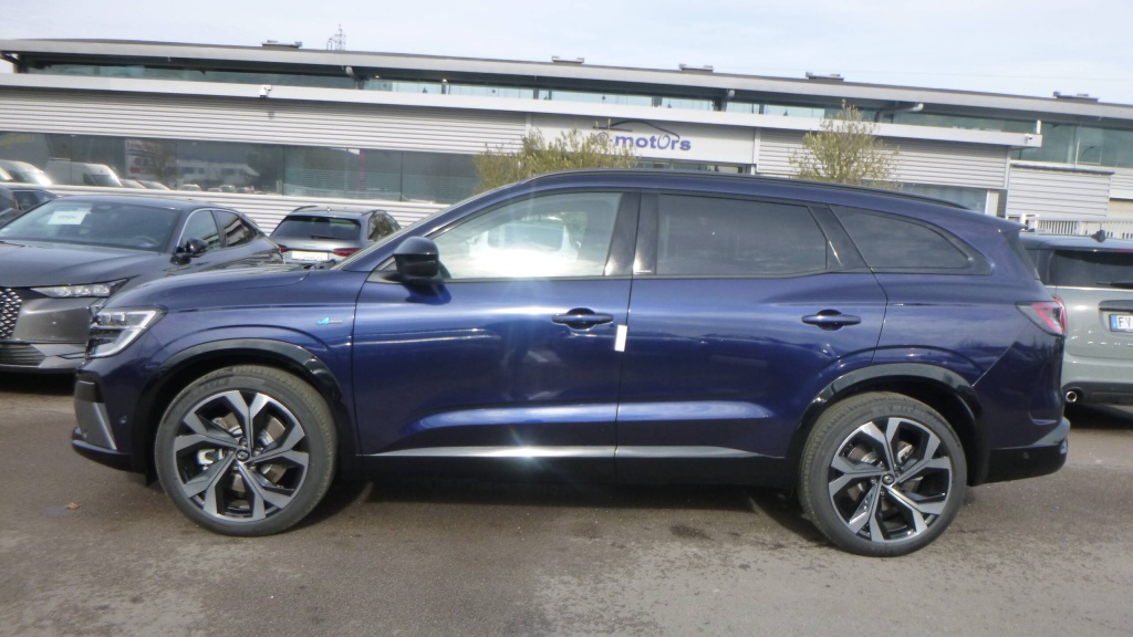 RENAULT Espace esprit Alpine ESPACE E-TECH FULL HYBRID 200 ESPRIT ALPINE +MATRIX +PACK PARKING +HI-FI HARMAN - ref: 5-1355969 - Photo 8