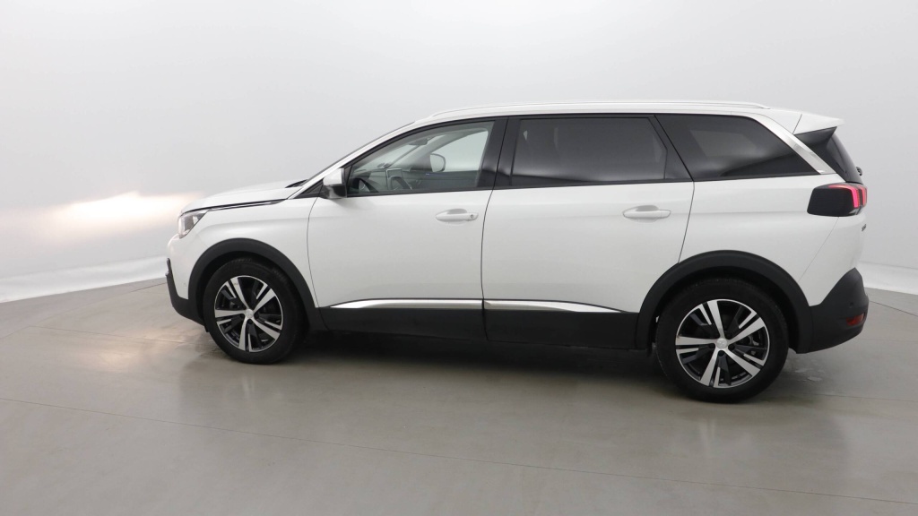 PEUGEOT 5008 Allure PURETECH 130 EAT8 ALLURE - ref: 5-1357210 - Photo 19