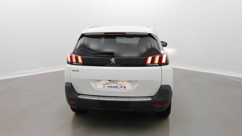 PEUGEOT 5008 Allure PURETECH 130 EAT8 ALLURE - ref: 5-1357210 - Photo 4