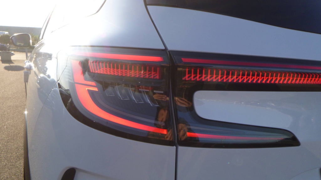 RENAULT Espace Iconic ESPACE E-TECH FULL HYBRID 200 ICONIC 7PL +TOIT VITRE + HI-FI HARMAN - ref: 5-1358536 - Photo 10