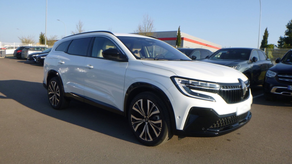RENAULT Espace Iconic ESPACE E-TECH FULL HYBRID 200 ICONIC 7PL +TOIT VITRE + HI-FI HARMAN - ref: 5-1358536 - Photo 3