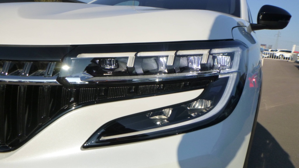 RENAULT Espace Iconic ESPACE E-TECH FULL HYBRID 200 ICONIC 7PL +TOIT VITRE + HI-FI HARMAN - ref: 5-1358536 - Photo 9
