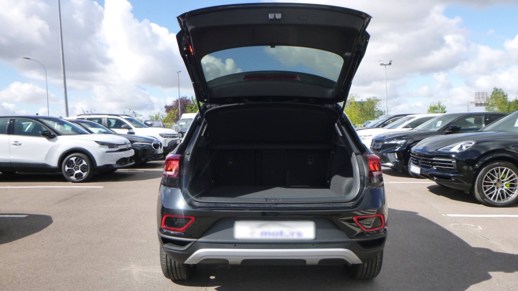 VOLKSWAGEN T-Roc VW Edition TDI 150 DSG7 VW EDITION +SIEGES AV CHAUFFANTS +ALARME - ref: 5-1359680 - Photo 18