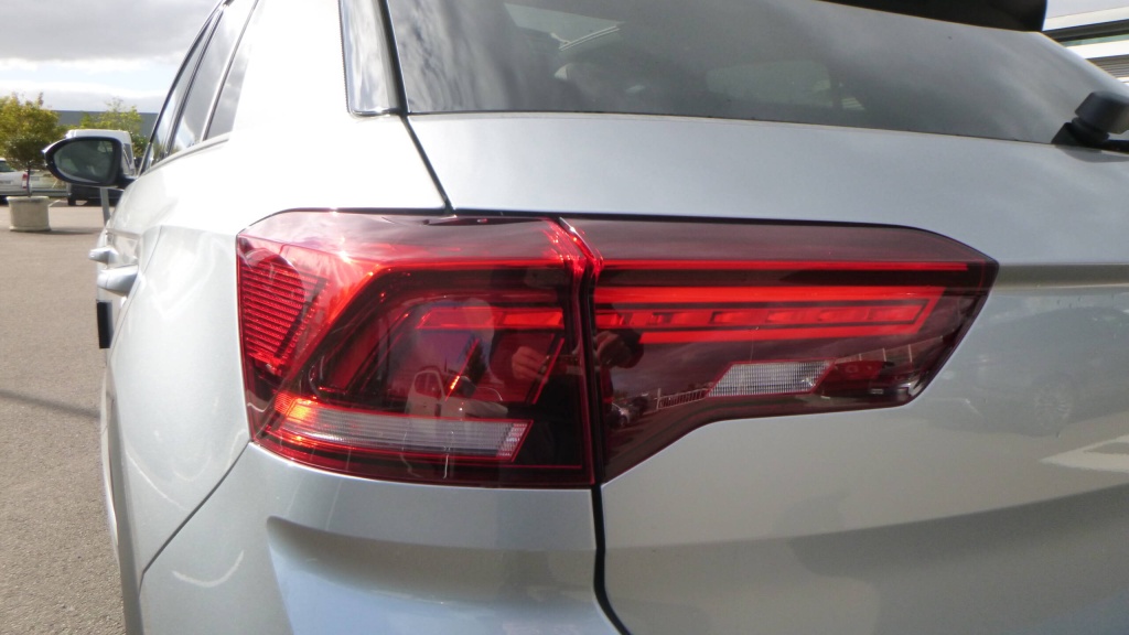 VOLKSWAGEN T-Roc R-Line Edition TDI 150 DSG7 R-LINE EDITION +JANTES 19