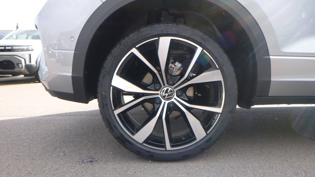 VOLKSWAGEN T-Roc R-Line Edition TDI 150 DSG7 R-LINE EDITION +JANTES 19