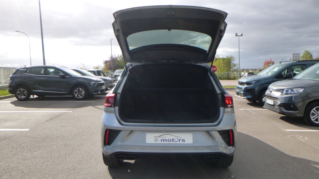 VOLKSWAGEN T-Roc R-Line Edition TDI 150 DSG7 R-LINE EDITION +JANTES 19