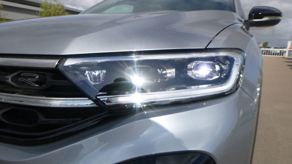 VOLKSWAGEN T-Roc R-Line Edition TDI 150 DSG7 R-LINE EDITION +JANTES 19