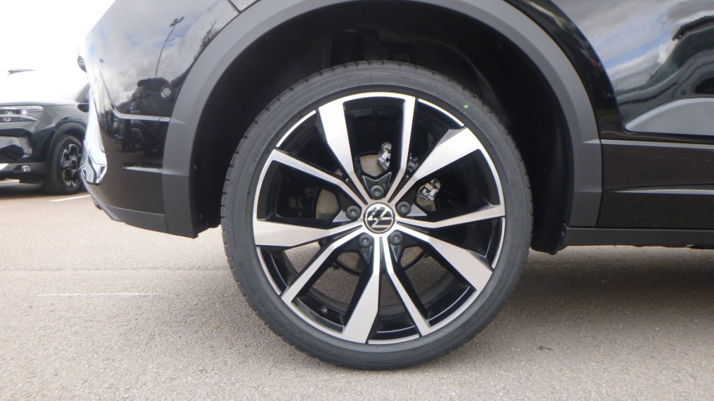 VOLKSWAGEN T-Roc R-Line Edition TDI 150 DSG7 R-LINE EDITION +JANTES 19