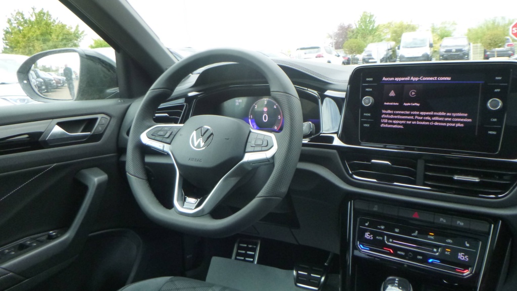 VOLKSWAGEN T-Roc R-Line Edition TDI 150 DSG7 R-LINE EDITION +JANTES 19