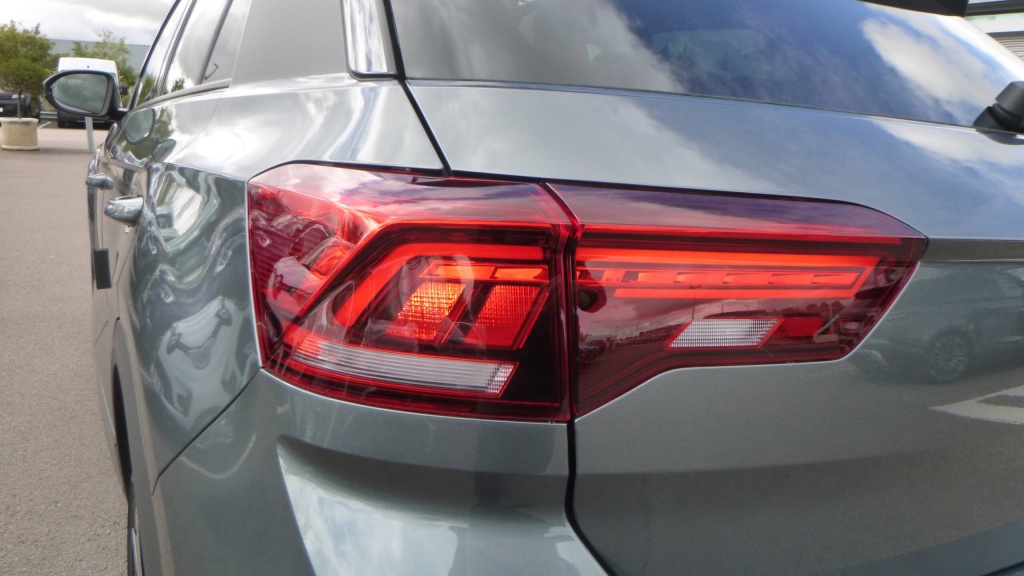 VOLKSWAGEN T-Roc R-Line Edition TSI 150 DSG7 R-LINE EDITION +JANTES 19