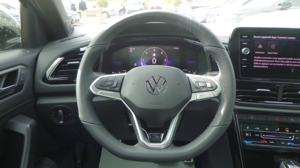 VOLKSWAGEN T-Roc R-Line Edition TSI 150 DSG7 R-LINE EDITION +JANTES 19