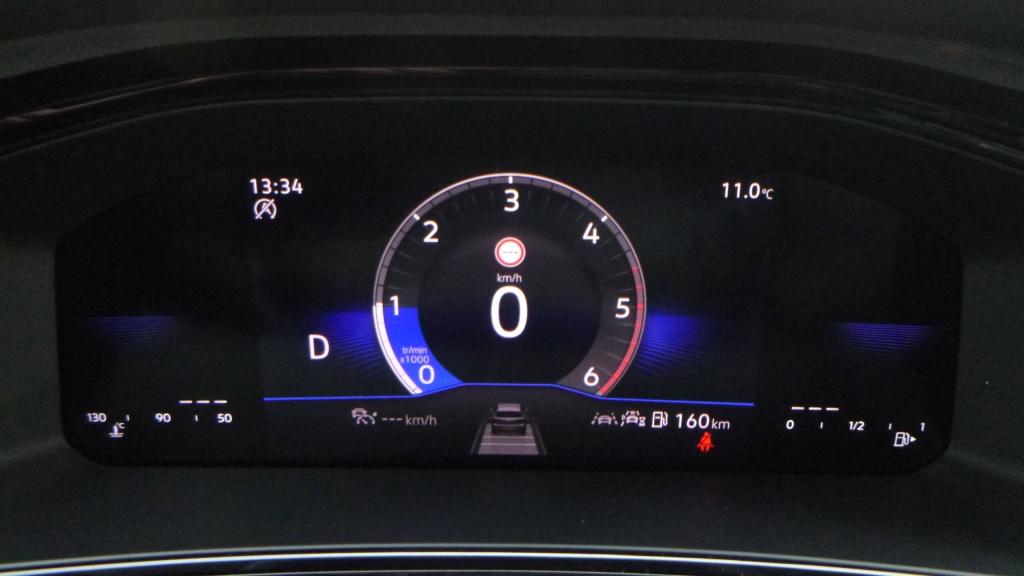 VOLKSWAGEN T-Roc R-Line Edition TSI 150 DSG7 R-LINE EDITION +JANTES 19