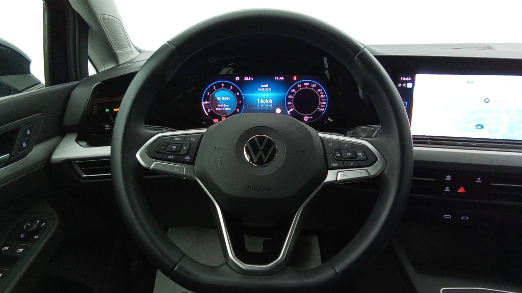 VOLKSWAGEN Golf Life 1st 1.5ETSI 150 DSG7 LIFE 1ST +GPSPRO - ref: 5-1362360 - Photo 13