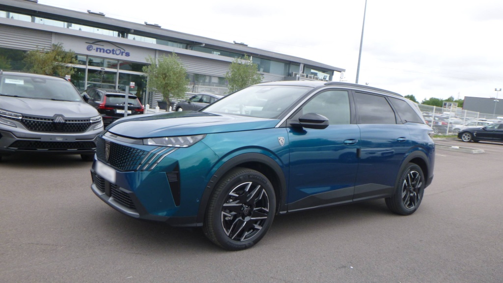 PEUGEOT 5008 GT HYBRID 145 E-DCS6 GT +PACK 360 - ref: 5-1363372 - Photo 1