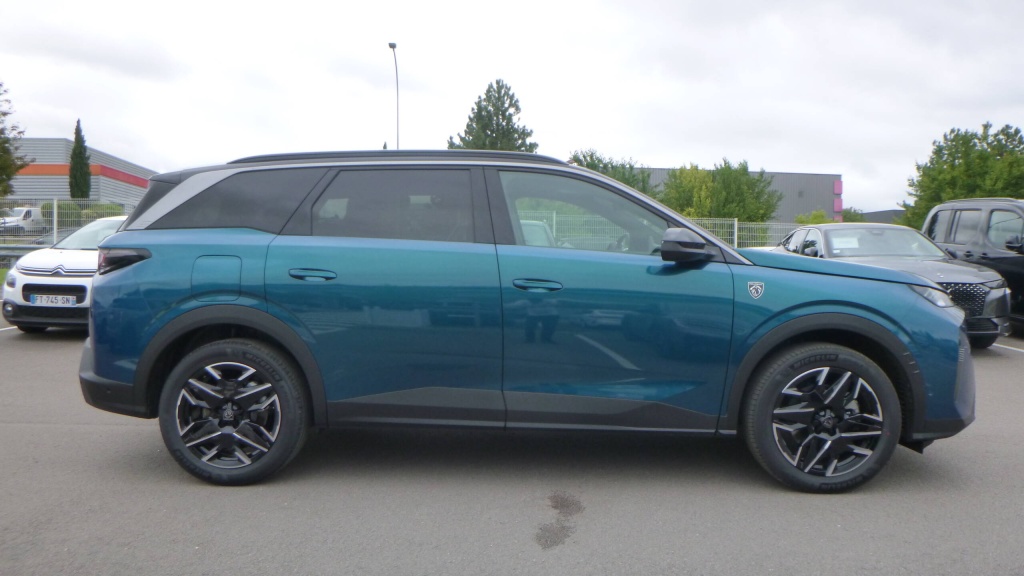 PEUGEOT 5008 GT HYBRID 145 E-DCS6 GT +PACK 360 - ref: 5-1363372 - Photo 4