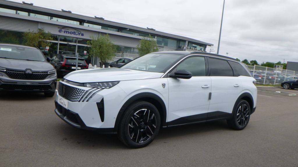 PEUGEOT 5008 GT HYBRID 145 E-DCS6 GT +PACK 360 - ref: 5-1363382 - Photo 1