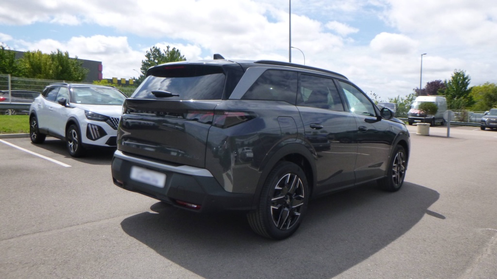 PEUGEOT 5008 GT HYBRID 145 E-DCS6 GT +PACK 360 - ref: 5-1363390 - Photo 5