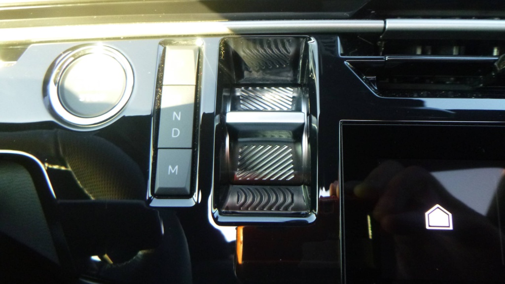 PEUGEOT 5008 GT HYBRID 145 E-DCS6 GT +TOIT OUVRANT +PACK 360 +PACK HIVER - ref: 5-1363397 - Photo 20