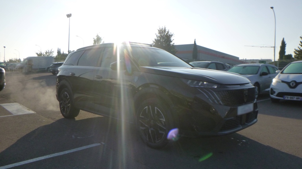 PEUGEOT 5008 GT HYBRID 145 E-DCS6 GT +TOIT OUVRANT +PACK 360 - ref: 5-1363400 - Photo 3