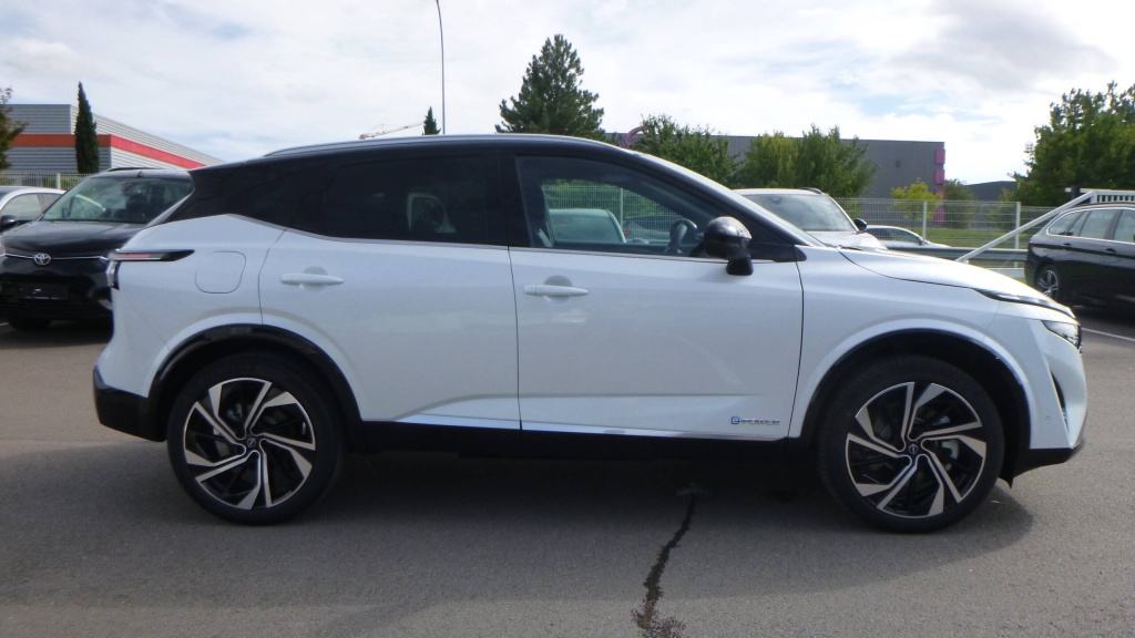 NISSAN Qashqai Tekna+ E-POWER 190 TEKNA+ - ref: 5-1365710 - Photo 4