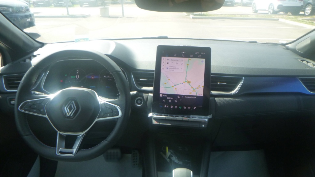 RENAULT Captur esprit Alpine E-TECH FULL HYBRID 145 ESPRIT ALPINE +TOIT +PACK HIVER +PACK 360 +HARMAN KARDON - ref: 5-1366458 - Photo 15