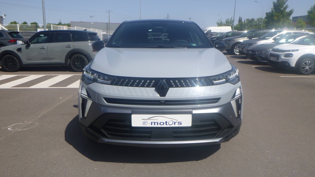 RENAULT Captur esprit Alpine E-TECH FULL HYBRID 145 ESPRIT ALPINE +TOIT +PACK HIVER +PACK 360 +HARMAN KARDON - ref: 5-1366458 - Photo 2