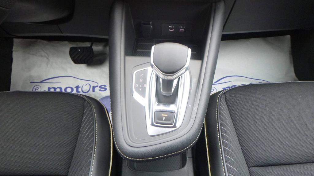 RENAULT Symbioz Iconic E-TECH FULL HYBRID 145 ICONIC +HARMAN KARDON - ref: 5-1366762 - Photo 19
