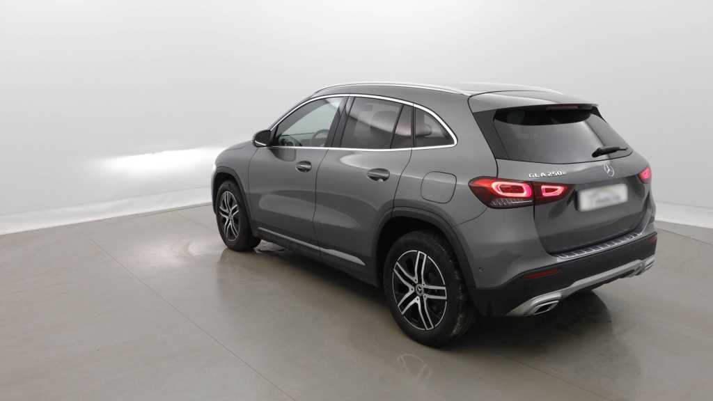 MERCEDES GLA Progressive Line 250 E 8G-DCT PROGRESSIVE LINE - ref: 5-1366767 - Photo 4
