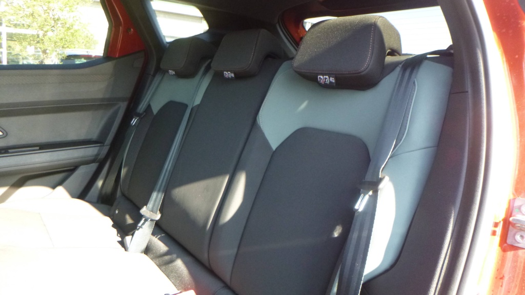 DACIA Duster Extreme HYBRID 140 EXTREME +SIEGES AVANT CHAUFFANTS - ref: 5-1366959 - Photo 17