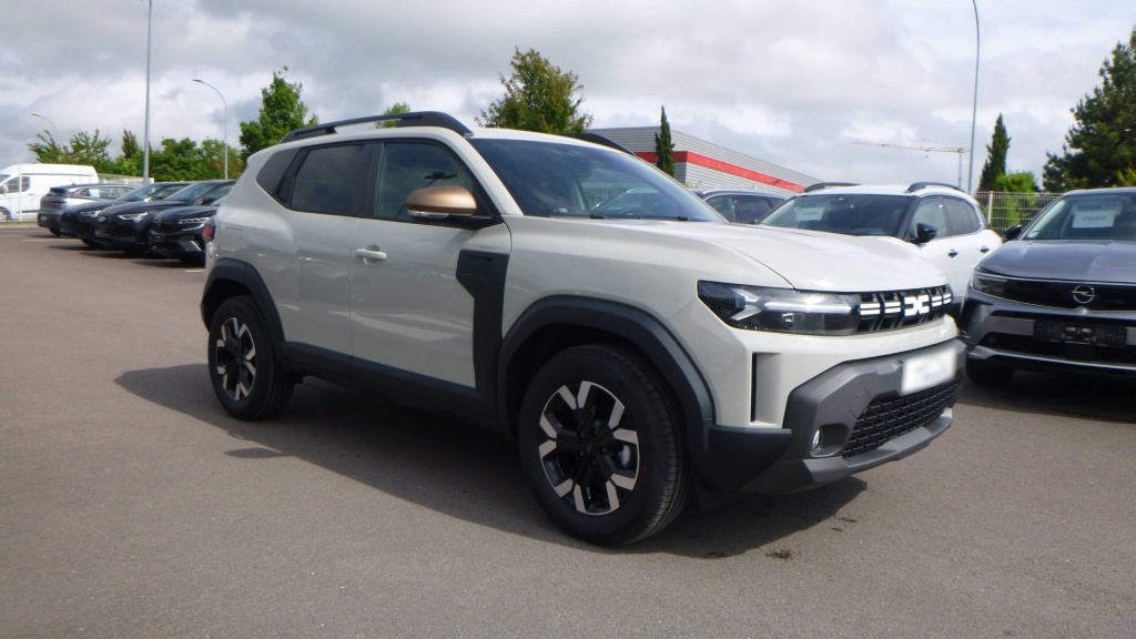 DACIA Duster Extreme HYBRID 140 EXTREME +PACK CITY +PACK COLD +PACK TECHNO - ref: 5-1366972 - Photo 3