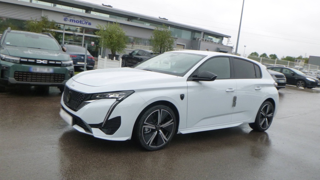 PEUGEOT 308 GT BLUEHDI 130 S&S EAT8 GT - ref: 5-1367378 - Photo 1